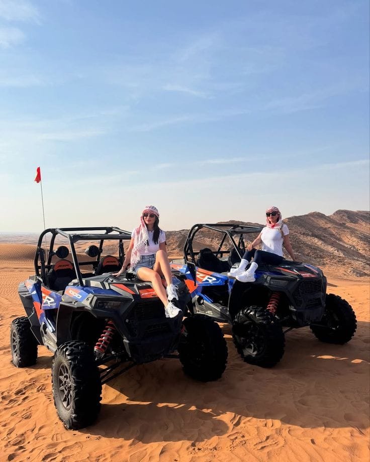 Buggy at camp desert safari Abu Dhabi machine lineup